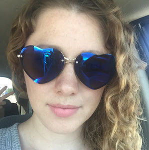 Meet your Posher, Grace